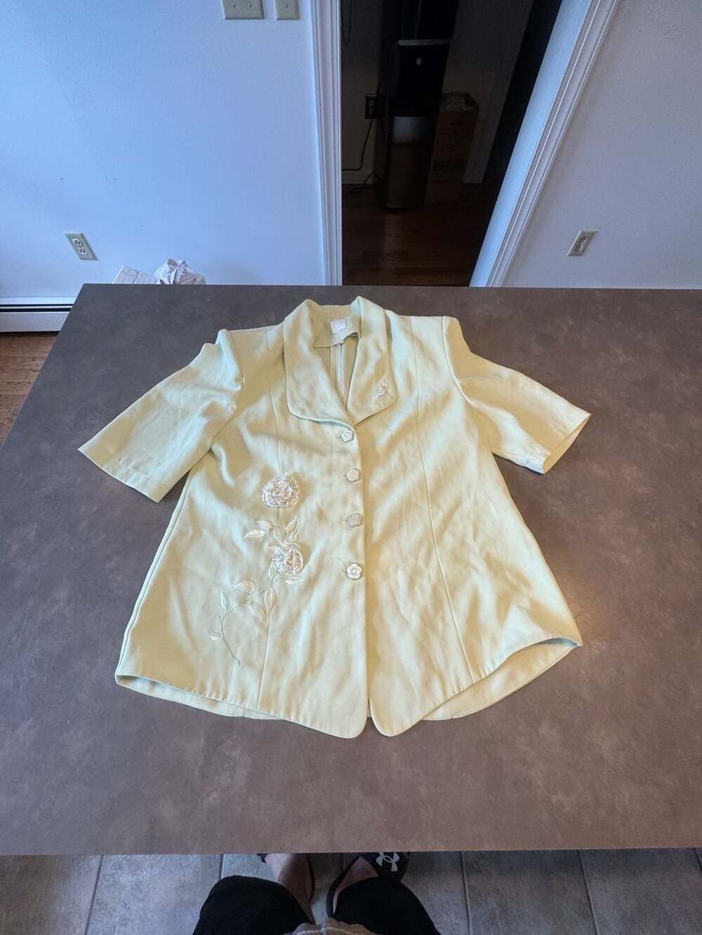 Escada Cream Embroidered Wool/Silk Jacket sz 6